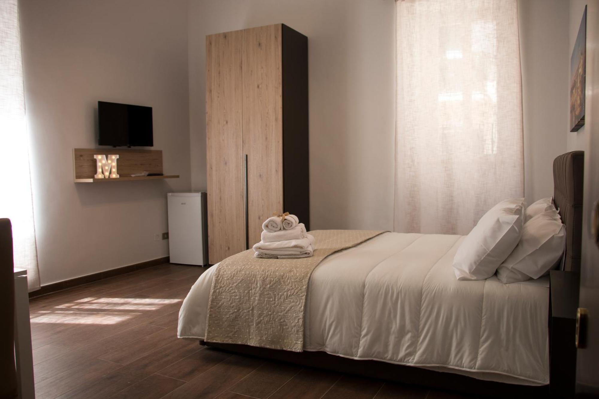 B&B Montebello Trani Eksteriør billede