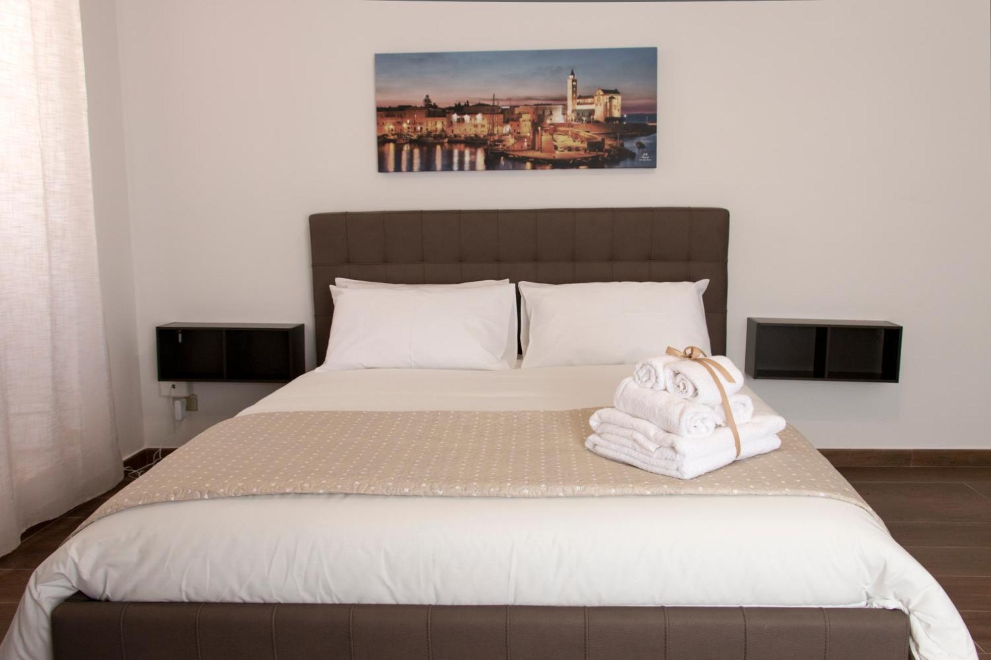 B&B Montebello Trani Eksteriør billede