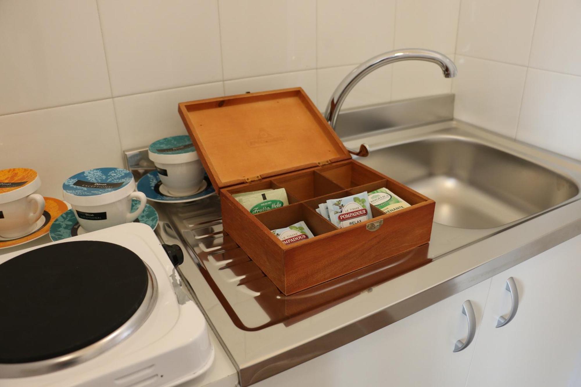 B&B Montebello Trani Eksteriør billede
